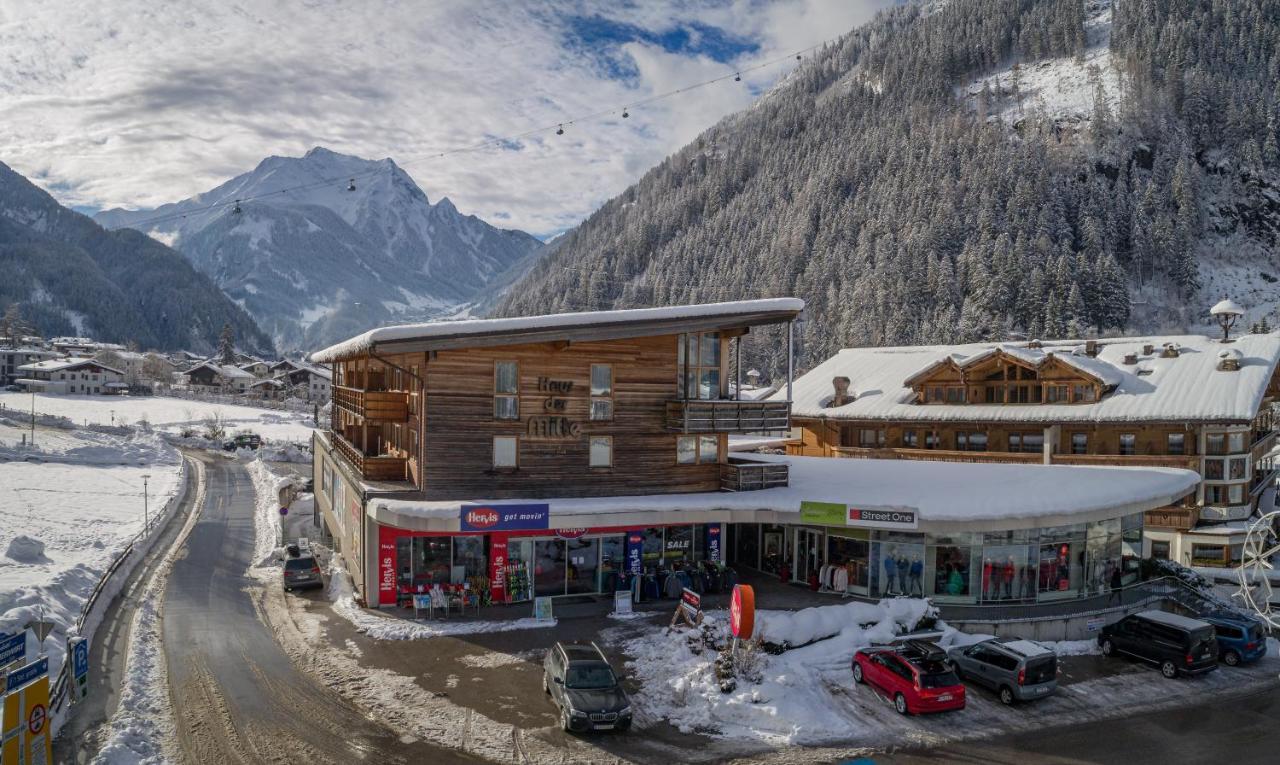 Ferienwohnungen Haus Der Mitte Mayrhofen Buitenkant foto