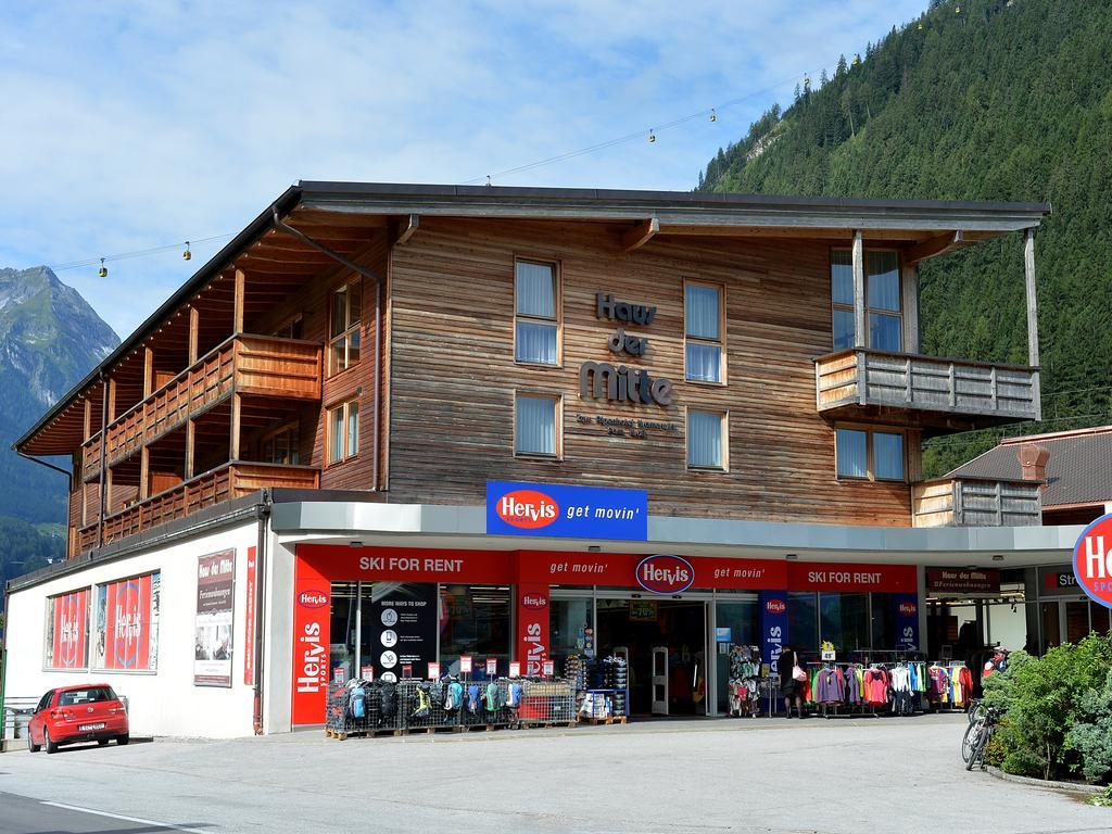 Ferienwohnungen Haus Der Mitte Mayrhofen Buitenkant foto